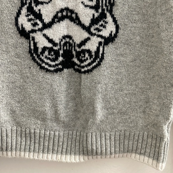 GAP Star Wars Sweater - Picture 5 of 8